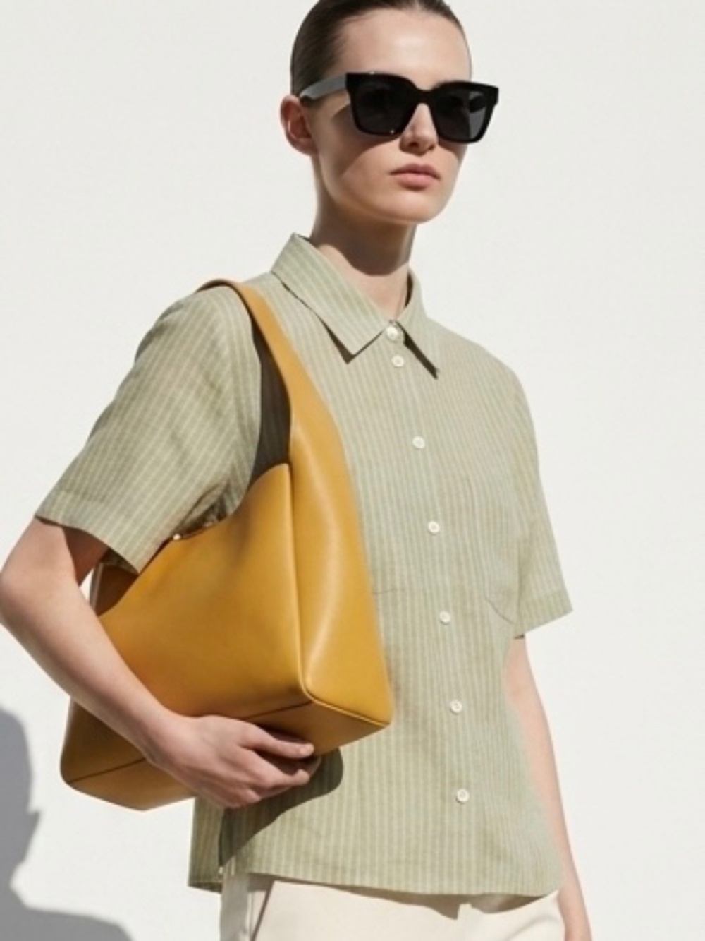FRAME  the Linen Seaside shirt,, Size L , Color Sage with subtle stripe
